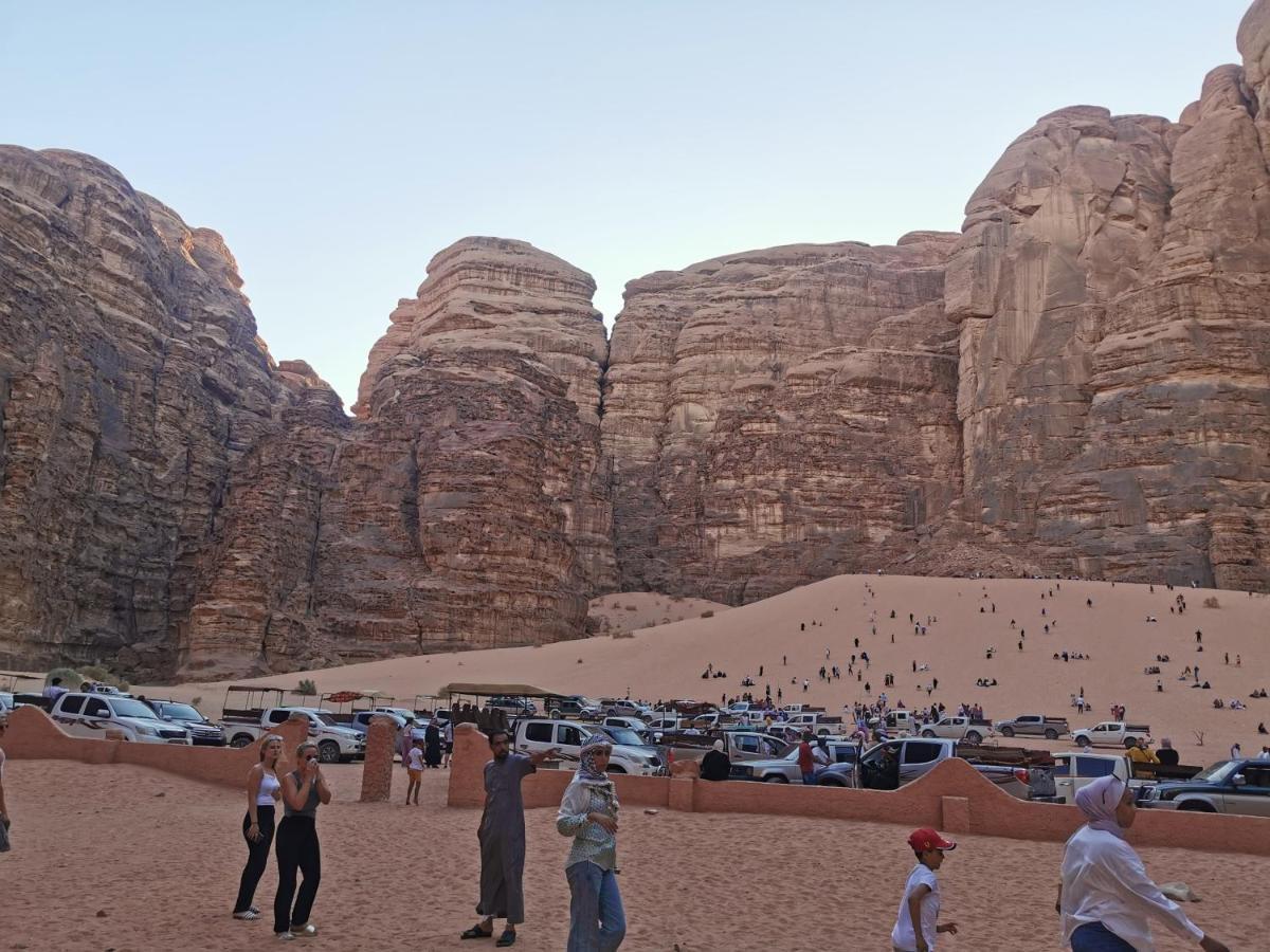 Rum Titanic Camp Wadi Rum Exterior foto