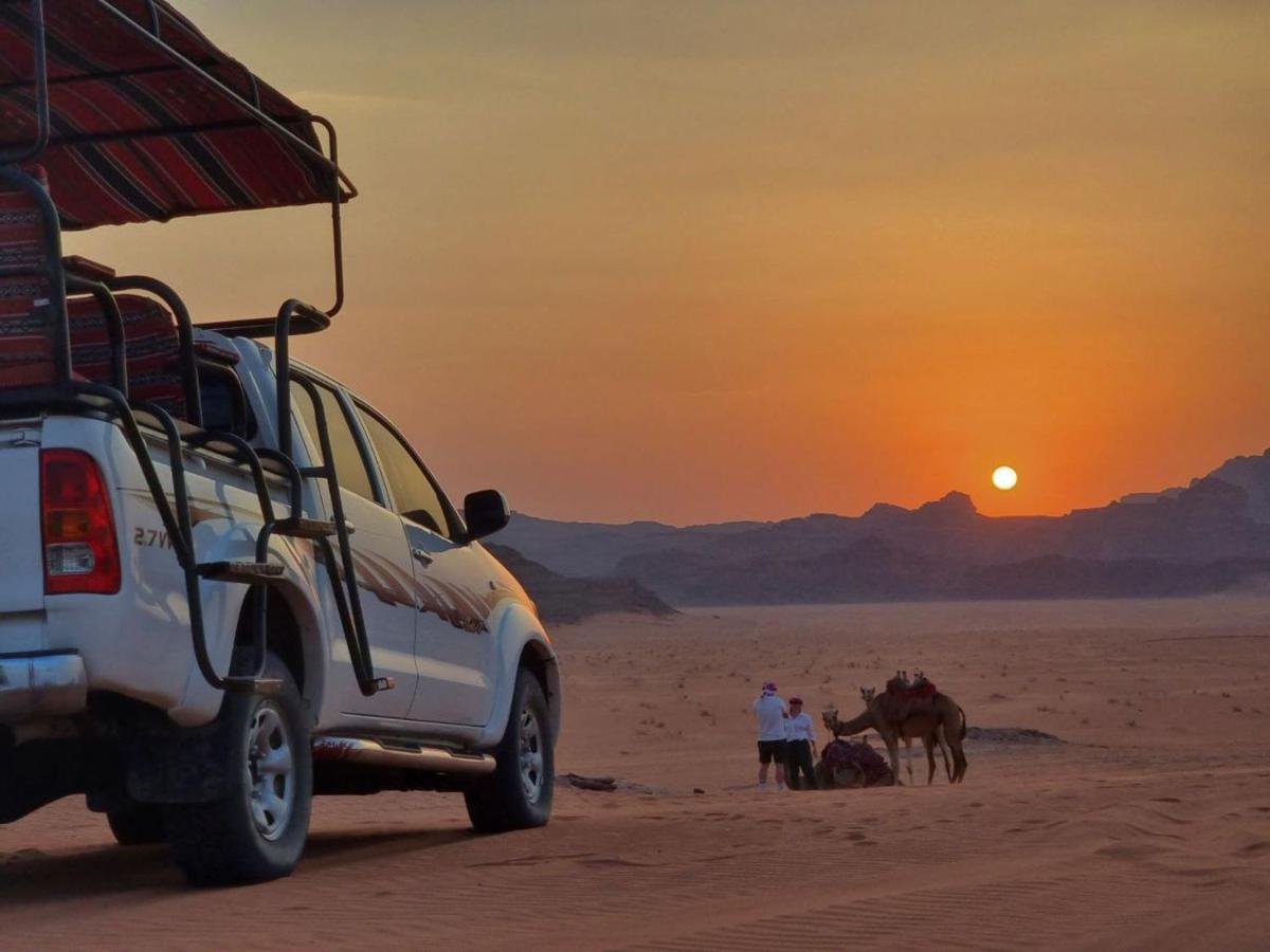 Rum Titanic Camp Wadi Rum Exterior foto